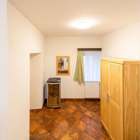 Bezauberndes Gaestehaus In Šatov Εξωτερικό φωτογραφία